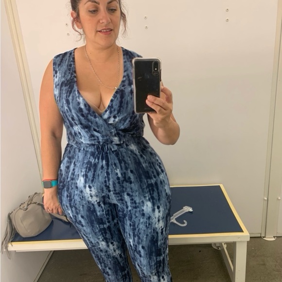 Meet your Posher, Lexi - Picture 2 of 4